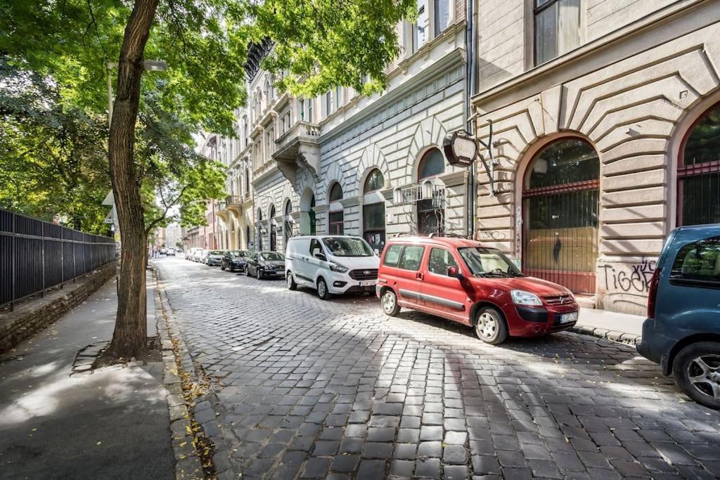 Klauzal Garden City Apartments ブダペスト エクステリア 写真