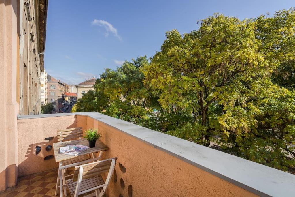 Klauzal Garden City Apartments ブダペスト エクステリア 写真